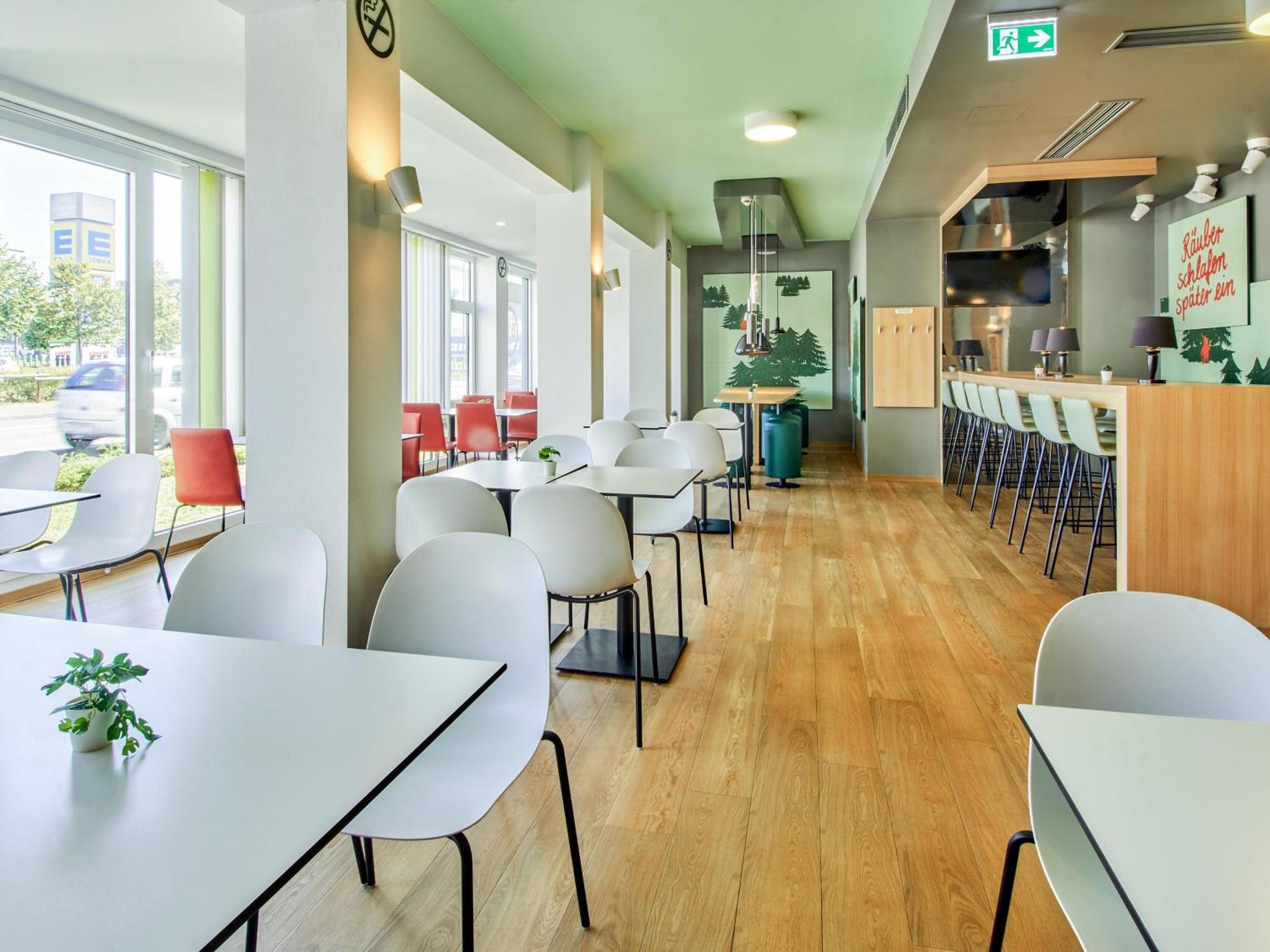 B&B Hotel Aschaffenburg Bagian luar foto