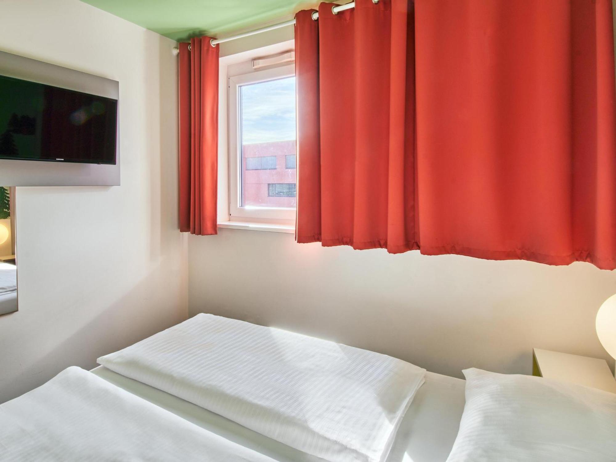 B&B Hotel Aschaffenburg Bagian luar foto